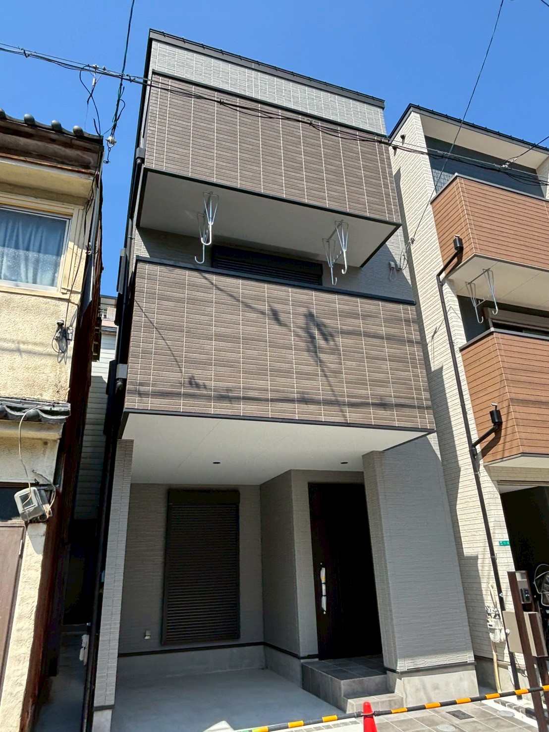 【港区】八幡屋2丁目新築戸建て