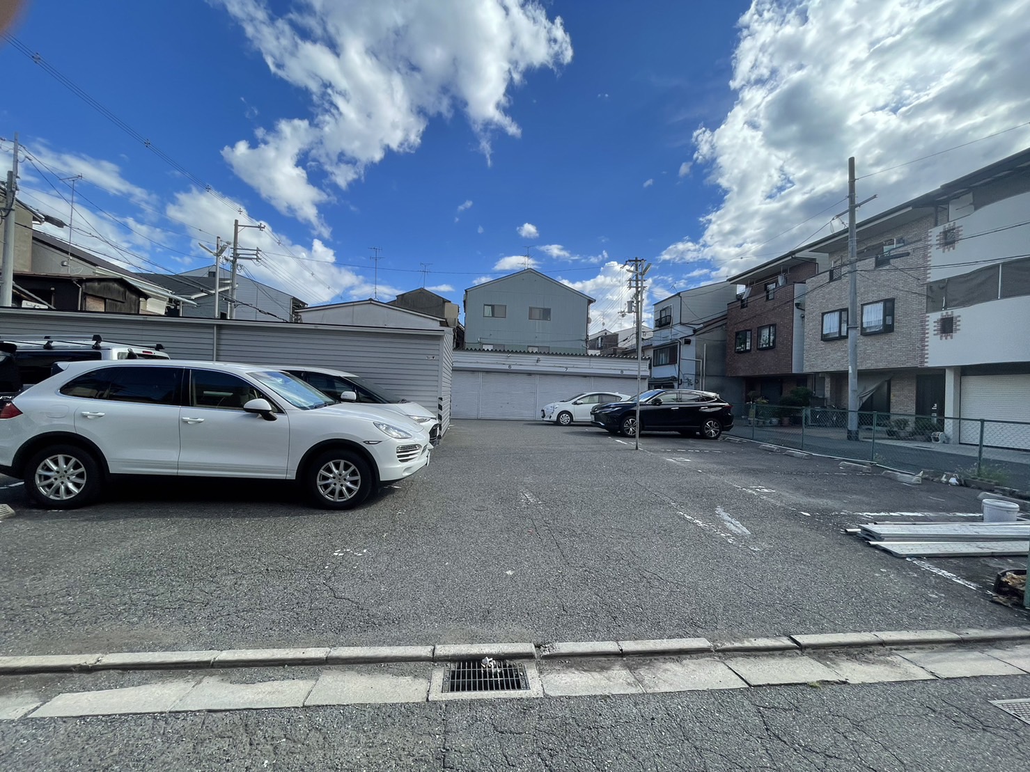 【生野区】中川西2丁目月極駐車場